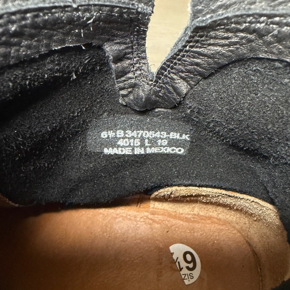 FRYE "Veronica Flex Bootie" Women's Black Oiled Leather Waterproof Boots Sz 6.5B - Picture 7 of 7